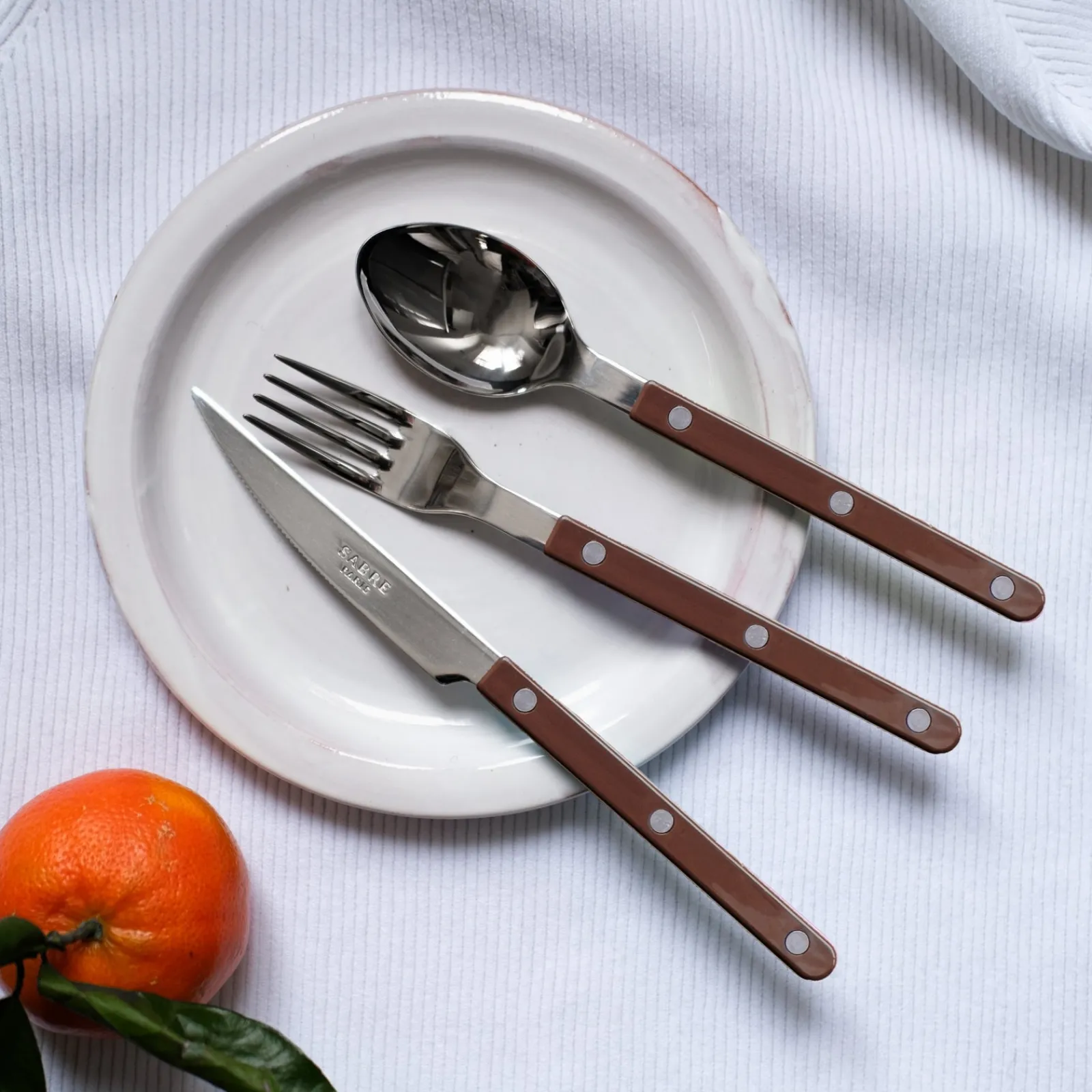 Sabre Paris Bistrot Uni, Chocolat Cheap