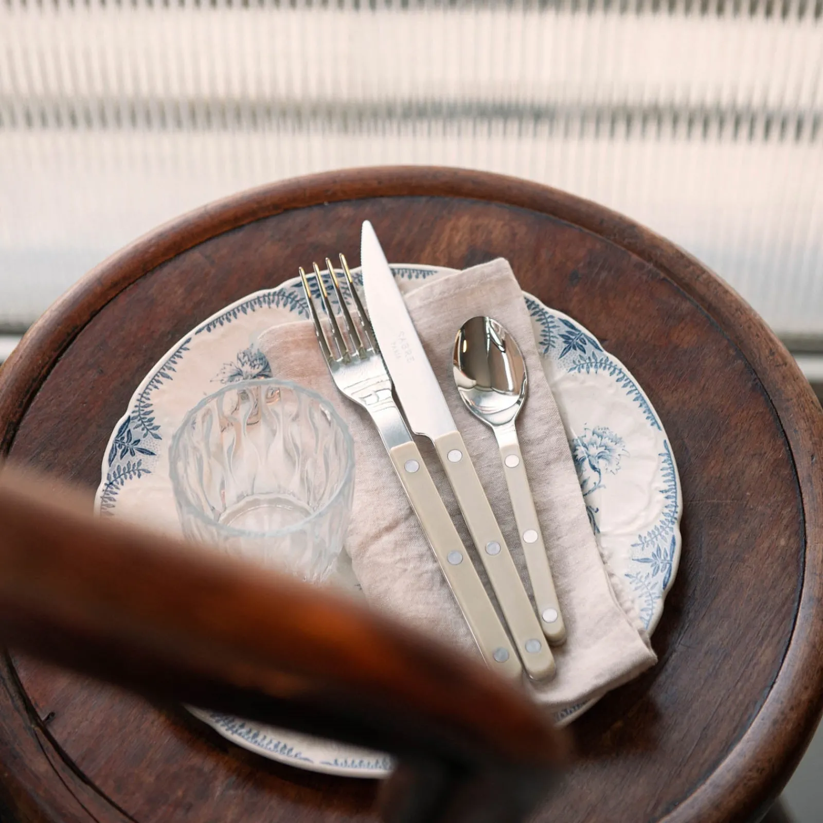 Sabre Paris Bistrot Uni, Mastic Shop