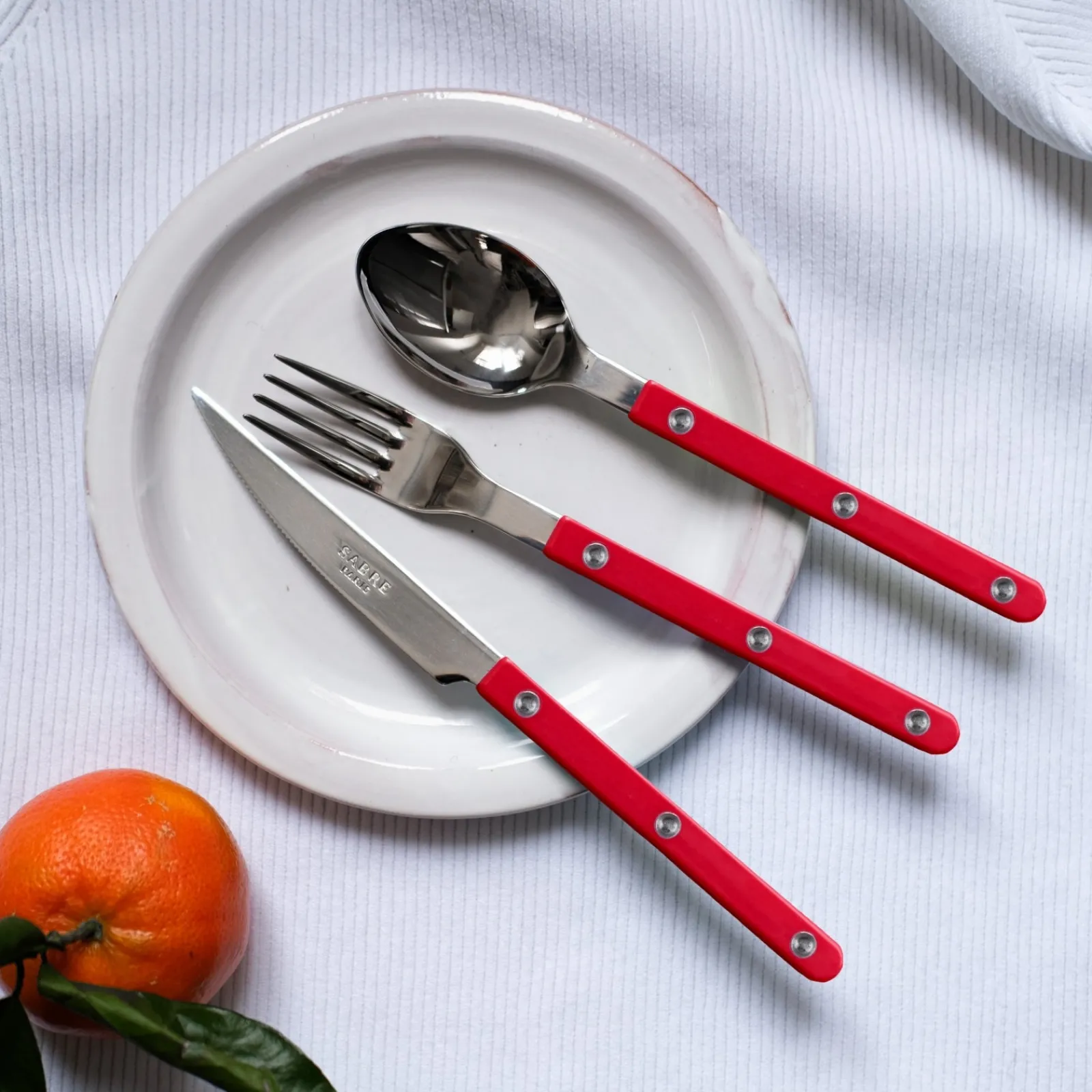 Sabre Paris Bistrot Uni, Rouge Clearance